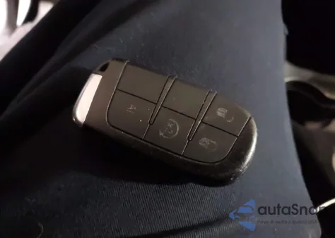 2015 Dodge Journey Sxt z USA, uszkodzony, nr VIN 3C4PDCBG3FT637118